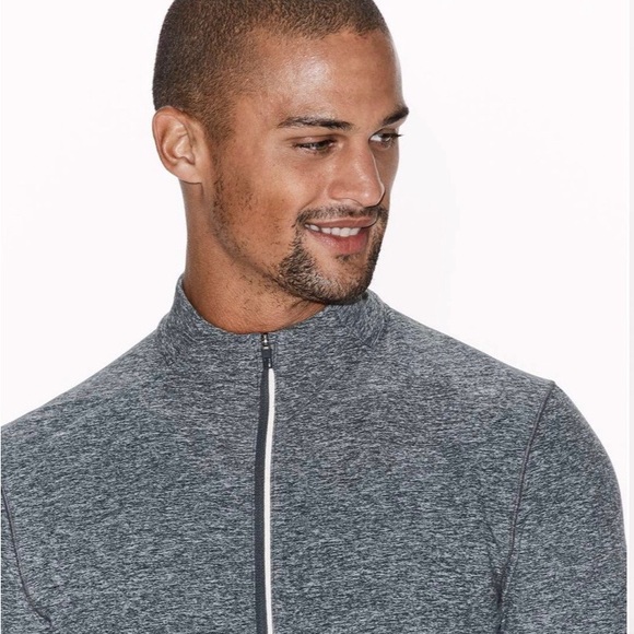 Lululemon Surge Warm 1/2 Zip in Heathered Gray. Like new! - Picture 8 of 8